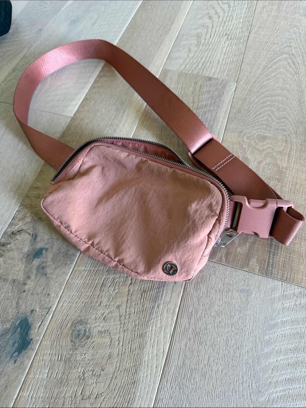lululemon athletica Dusty Rose/Pink Crossbody Belt Bag